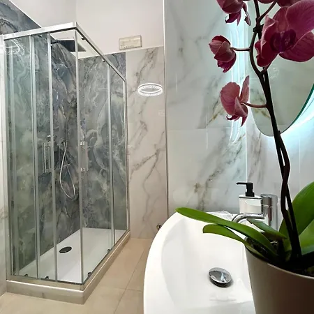 Sea Pearl Luxury - Cinque Terre 4*